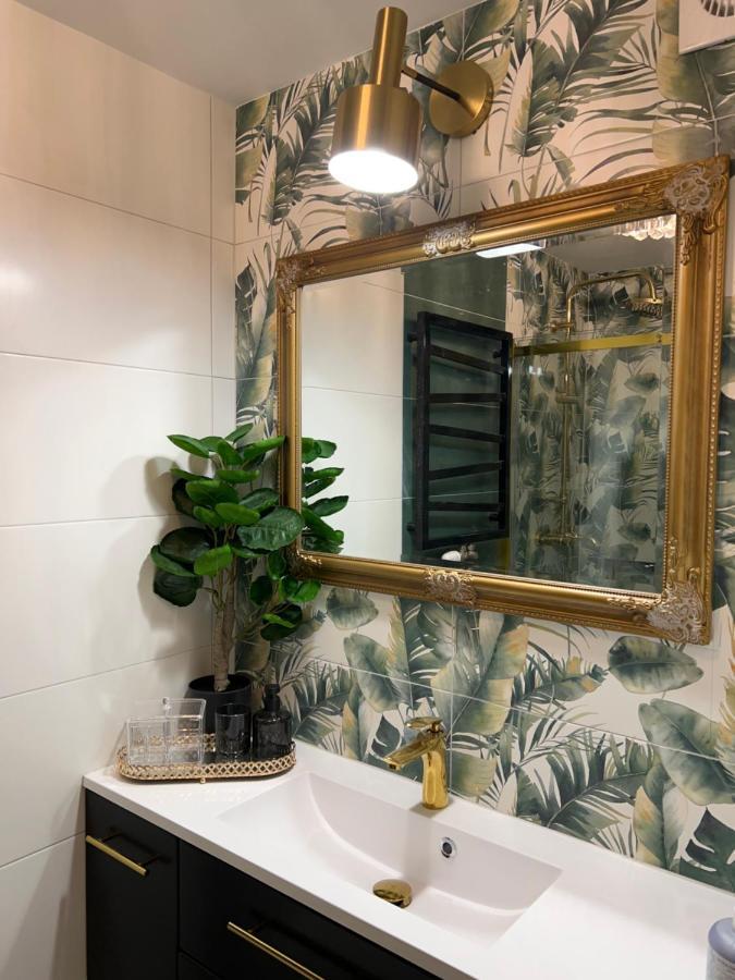 Comfort Zone Ostroda Villa Apartment B Bagian luar foto