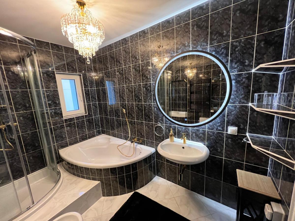 Comfort Zone Ostroda Villa Apartment B Bagian luar foto