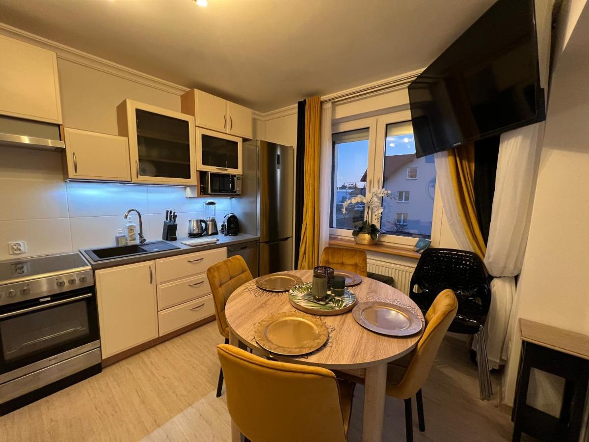 Comfort Zone Ostroda Villa Apartment B Bagian luar foto